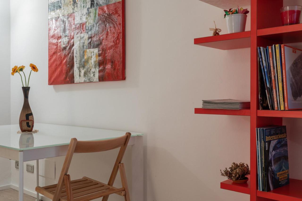 Red Studio Near Porta Nuova By Wonderful Italy Турин Экстерьер фото